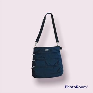 Baggallini crossbody bag